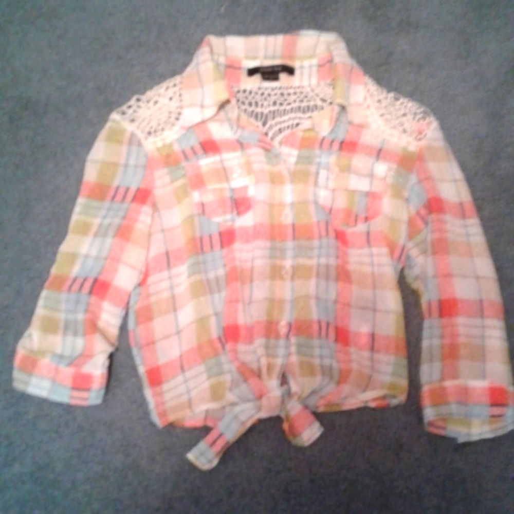 Cropped button down shirt
